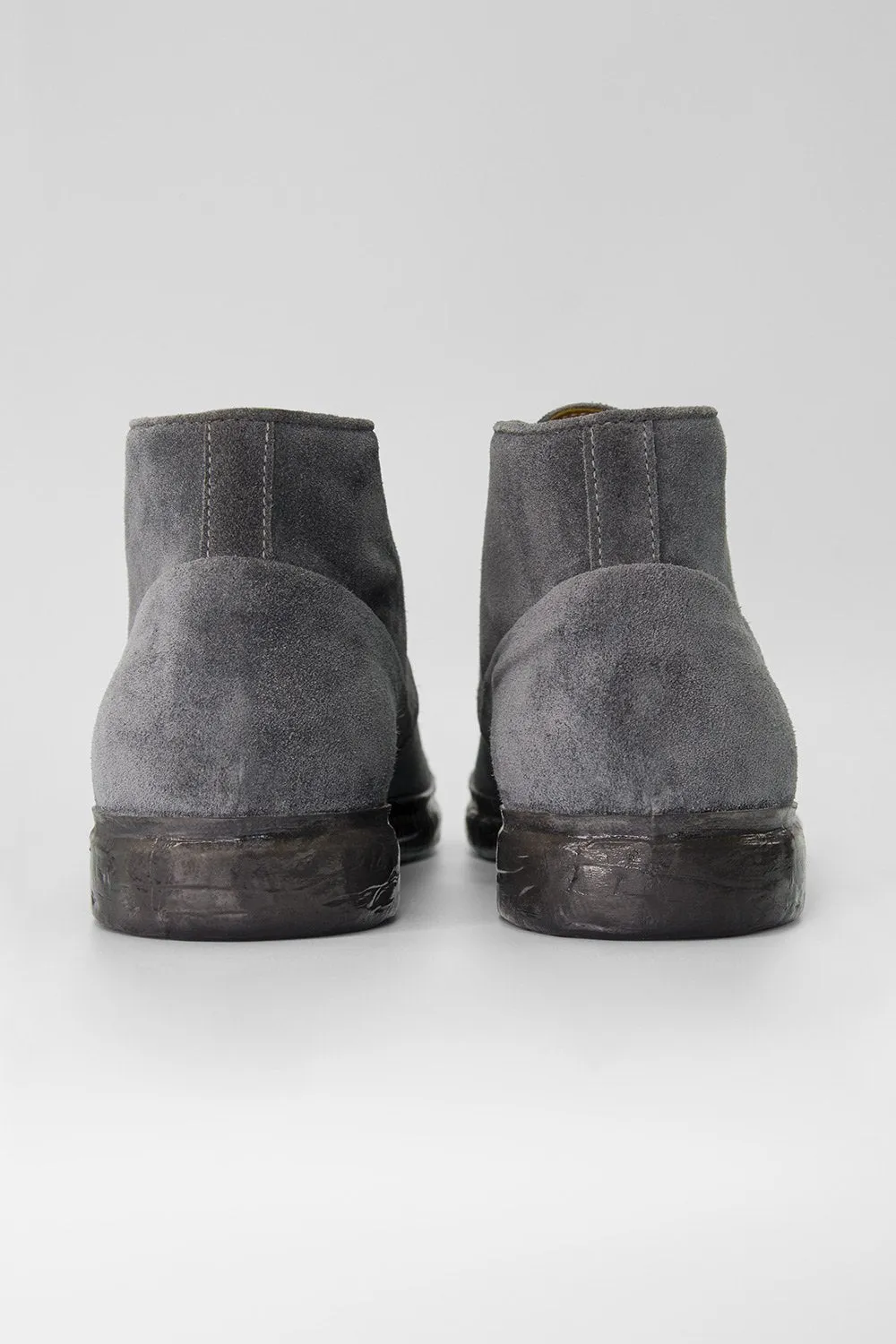 HAMPTON steel-grey suede chukka boots.