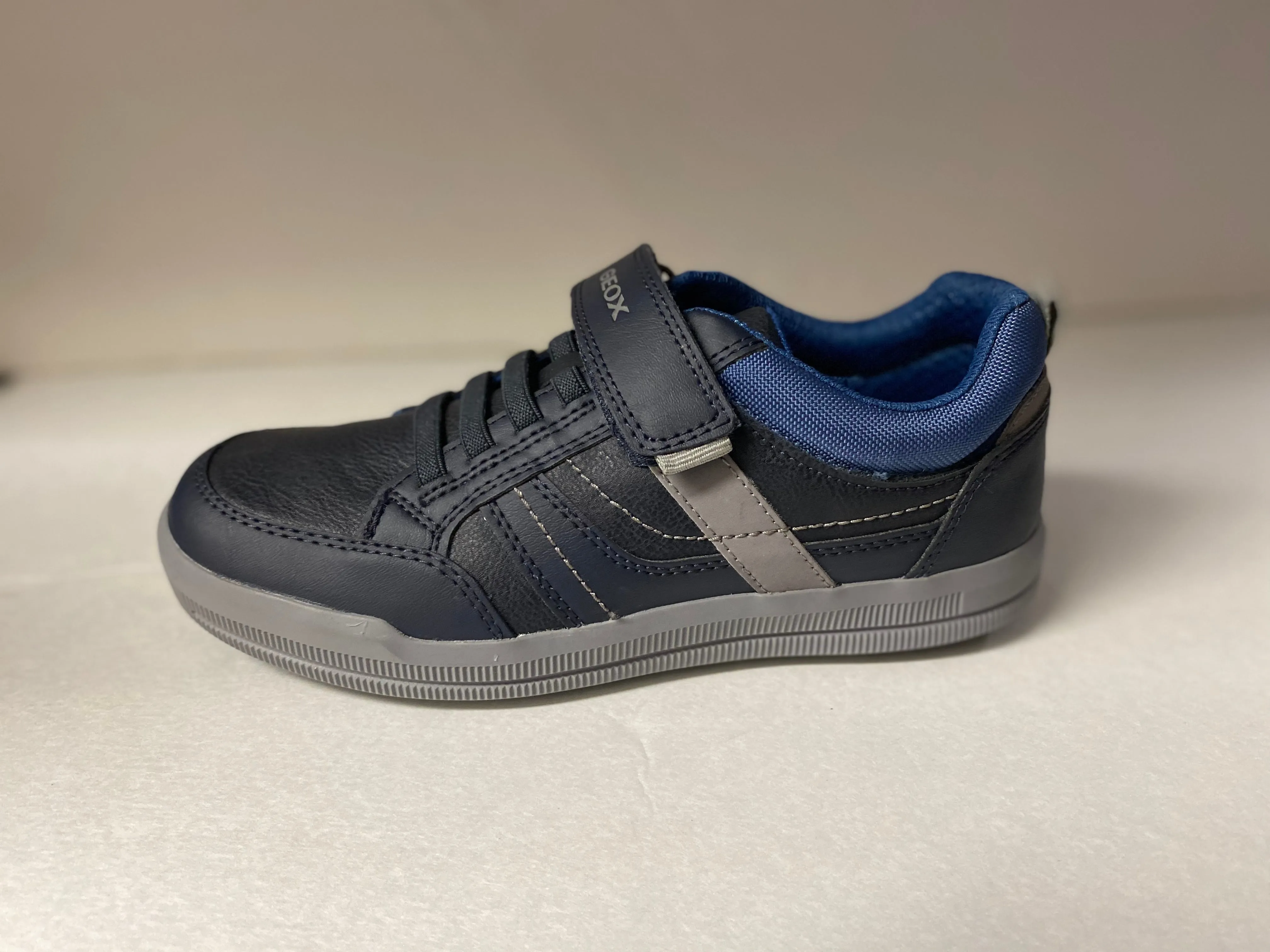 SALE Geox J Arzach Elastic Lace/Velcro Sneaker J164AA